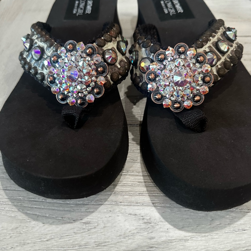 Embellished Black Women's Flip Flop Sandals